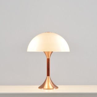 VS Manufaktur TAU Tischleuchte