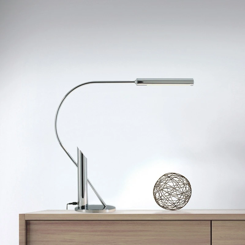 VS Manufaktur TOPAN Tischleuchte