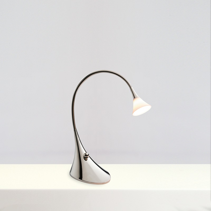 VS Manufaktur TOA Tischleuchte